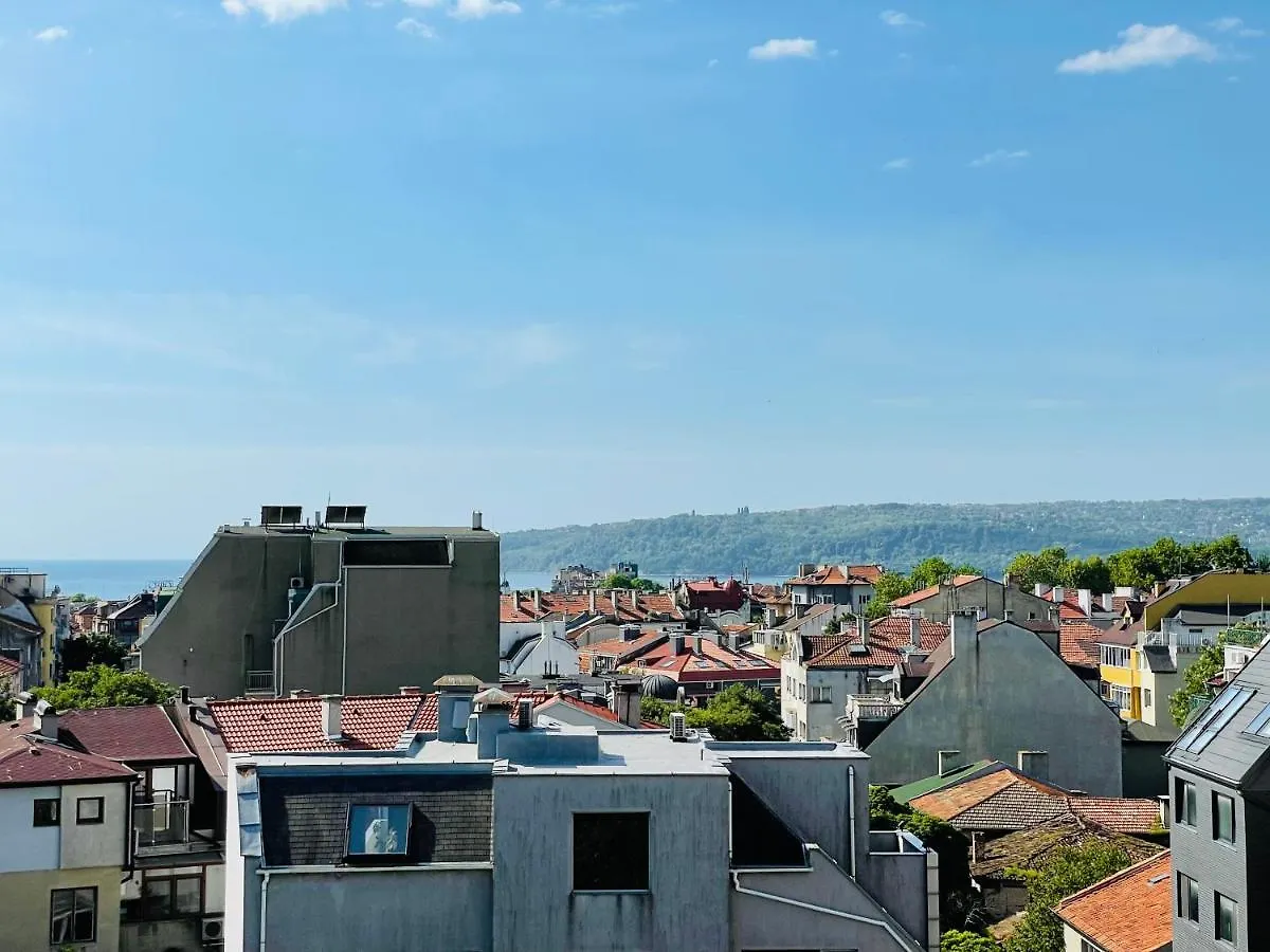 Varna Top Center Luxury Apartment 0*,  불가리아